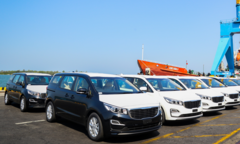 Thaco xuất khẩu 40 xe du lịch Kia Grand Carnival sang Thái Lan